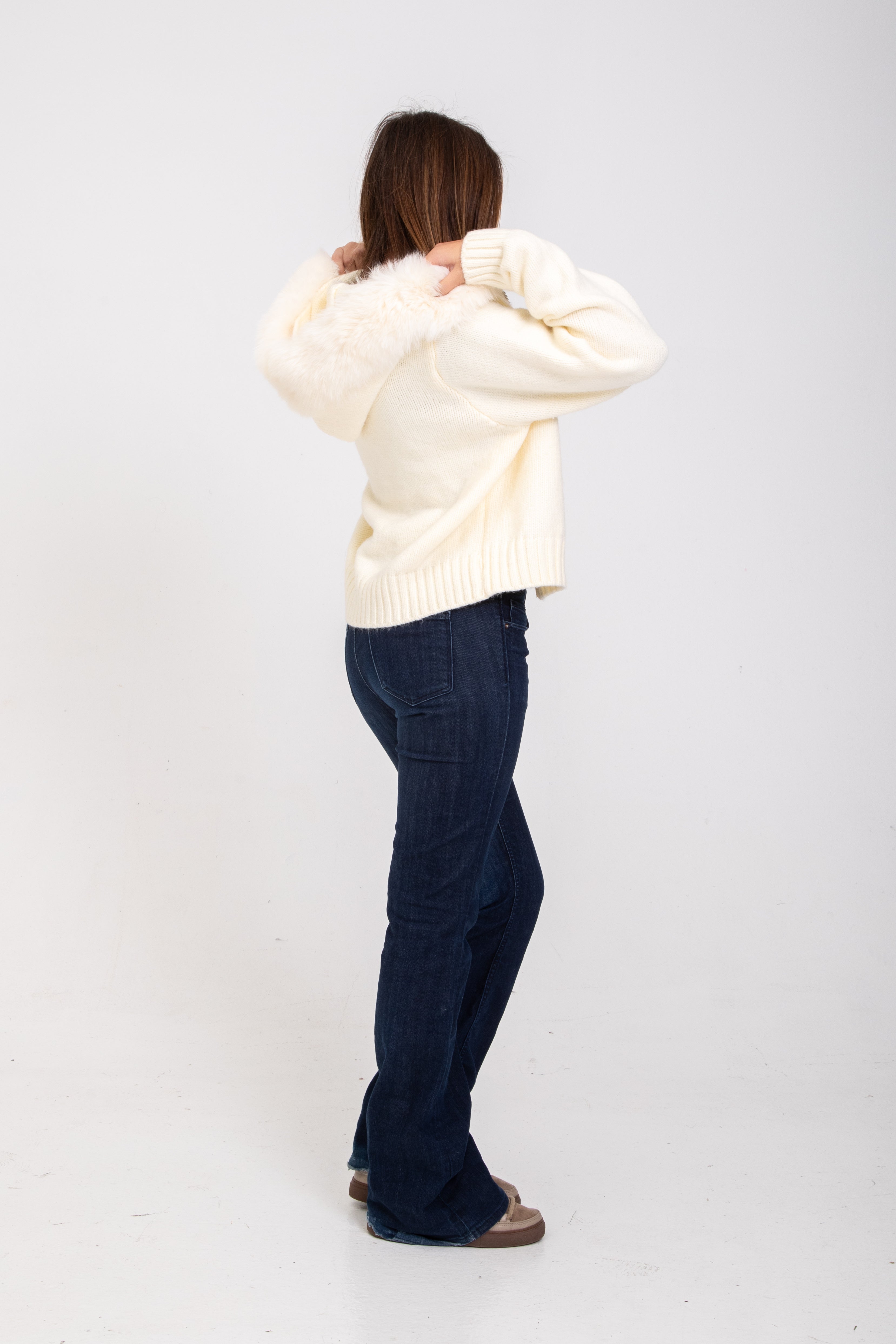 Juliette |Veste chaude et confortable avec capuche et col en fourrure