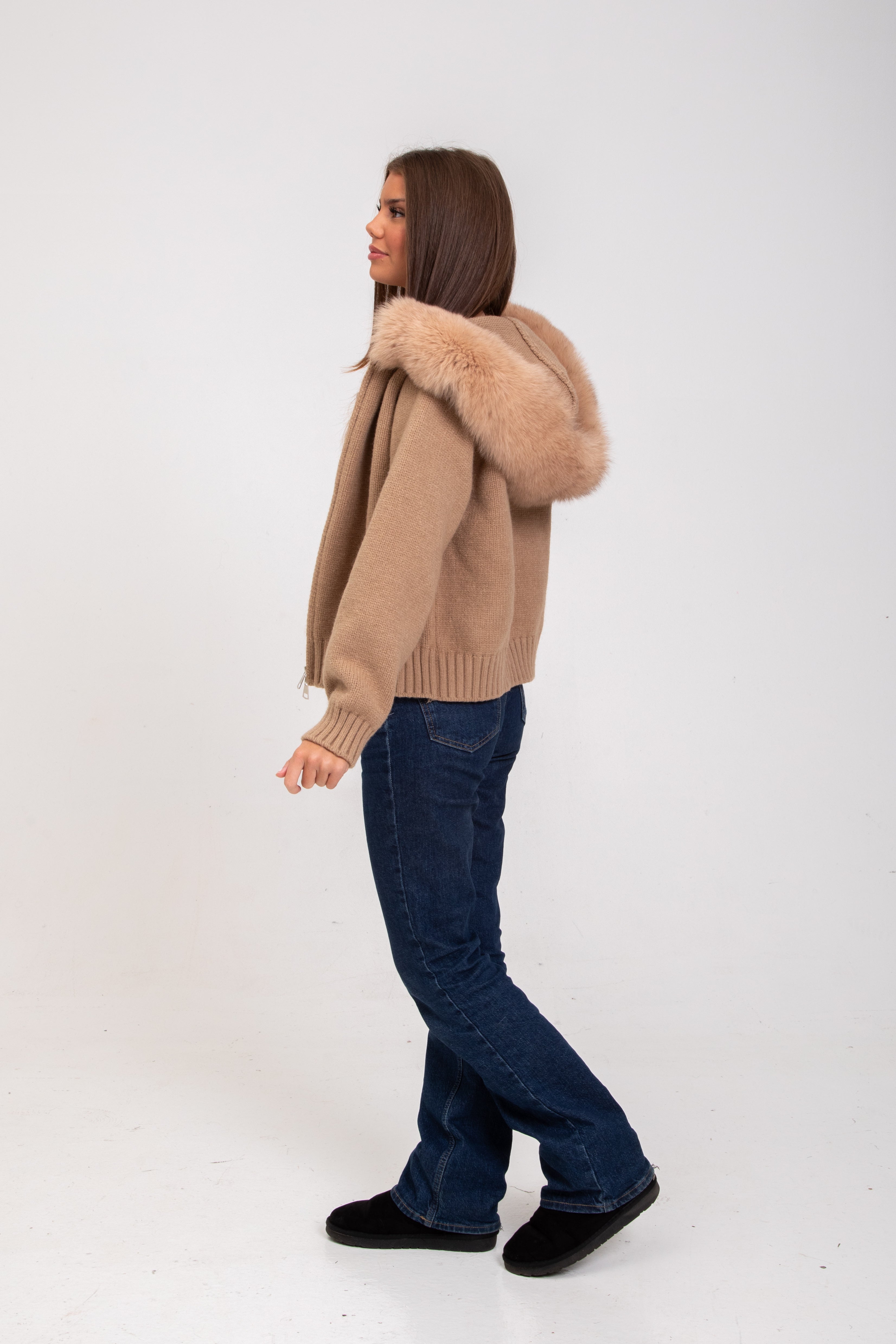Juliette |Veste chaude et confortable avec capuche et col en fourrure