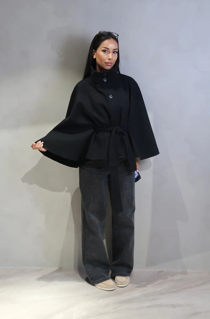 Catherine | Manteau Ceinturé à Col Haut Élégant