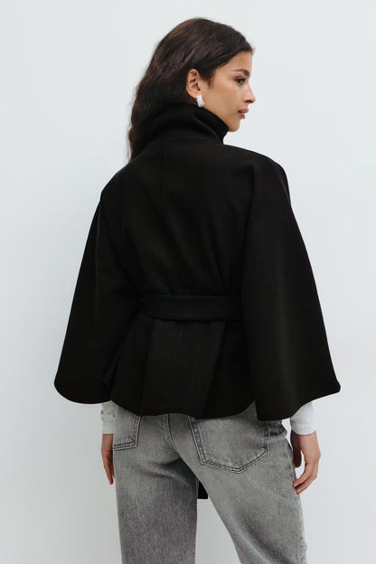 Catherine | Manteau Ceinturé à Col Haut Élégant
