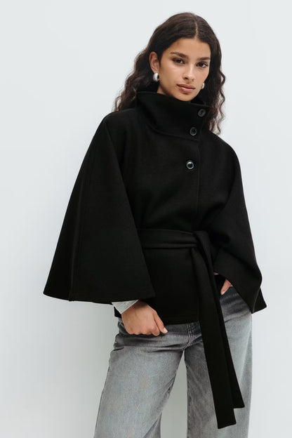 Catherine | Manteau Ceinturé à Col Haut Élégant